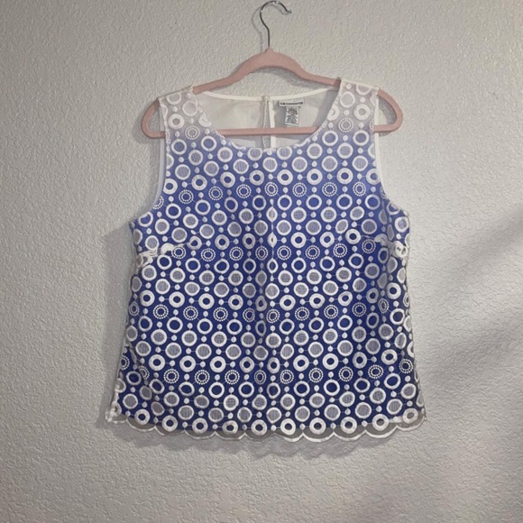 Ann Taylor Tops - Ann Taylor Blue and White Circle Pattern Embroidered Sleeveless Blouse